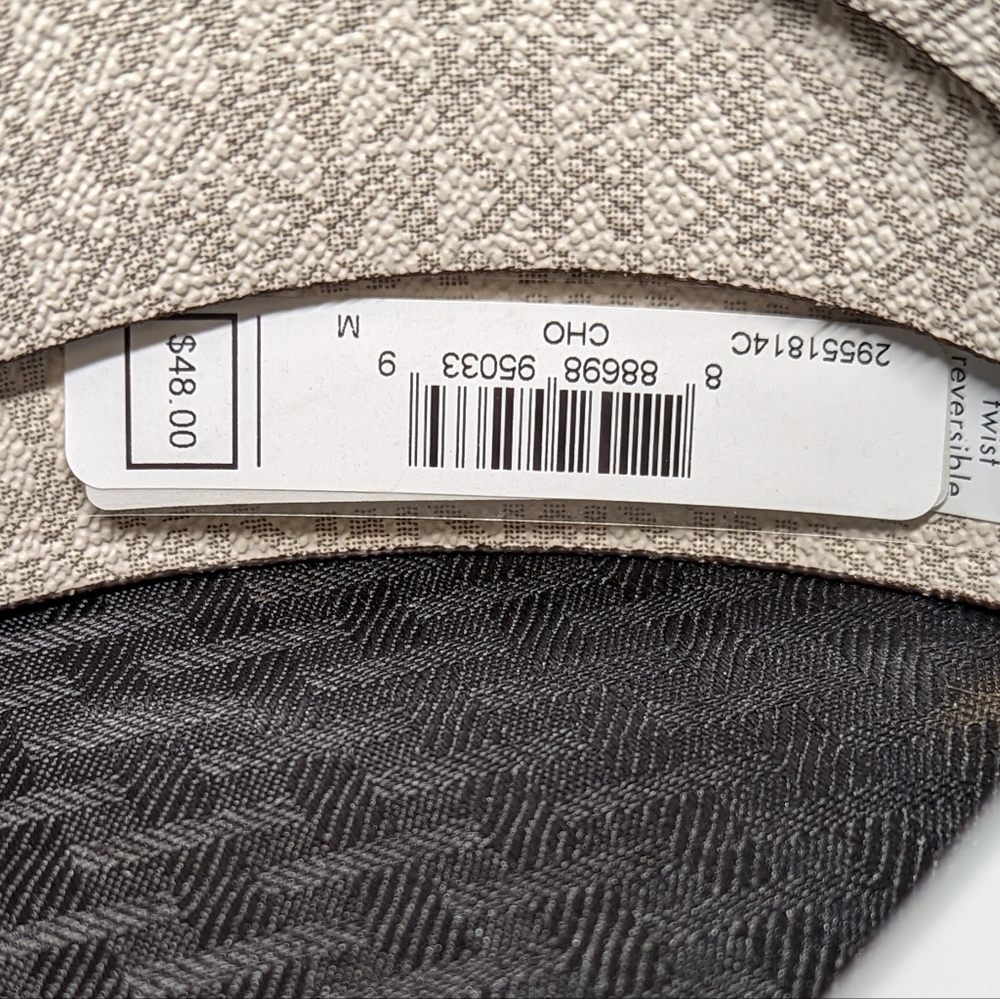 Women's Chocolate and Cream Reversible Leather Michael Kors Belt Size Medium. - Picture 6 of 6